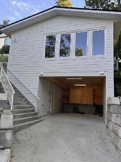 Carriage house  Long term rental Rossland image