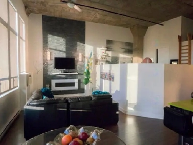 LOFT  LOUER STHENRI image
