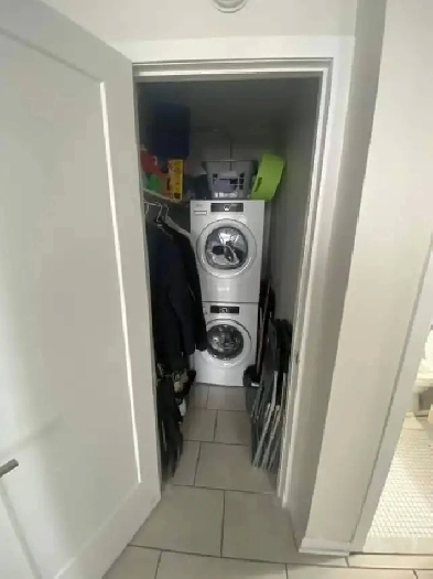 Appartement meubl 2 chambres  Plateau MontRoyal  950 image