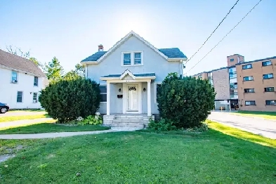 COZY 2 BEDROOM MAIN UNIT IN WELLAND image