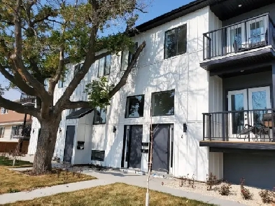GRANT PARK Townhouse for rent 3 bedroom 1 12 bath image
