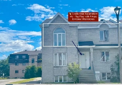 Pierrefonds 4 CondoStyle  Top Floor Private Entrance Pets A image