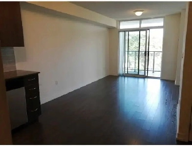 large one bedroom W den and parking lansdowne and dupont image