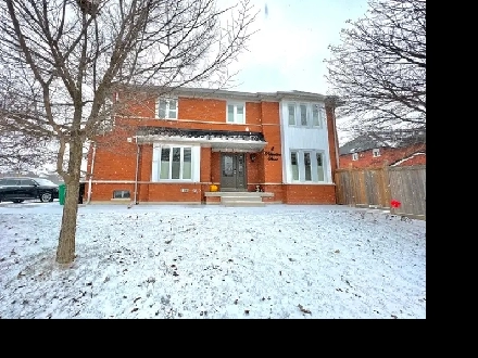 3   1 BEDS 4 BATH WITH FULLY FURNISHED BASEMENT HOME BRAMPTON image