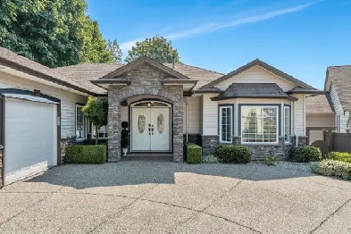 For Sale Mission 4Bed Home w Fin Bsmt  Huge Lot  1399999 image