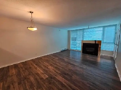 Prestigious The Classico 2 Bed 2 Bath 1 Den Condo Unit image