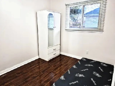 Private Room available for rent immediately Image# 1