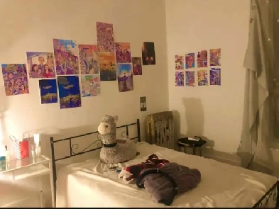 Chambre à louer proche métro atwater 645$ tout compris Image# 1