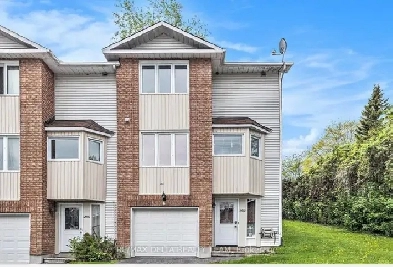 Executive End Unit Condo For Rent Image# 1