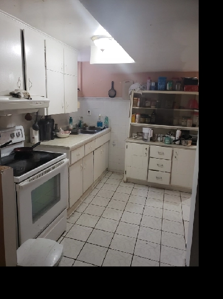 Room For Rent Near Humber Collage Image# 1