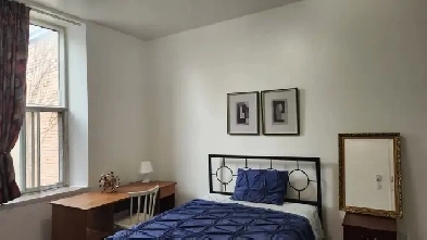 Chambre meublée avec bain privé– Berri-UQAM-Furnished room  bath Image# 1