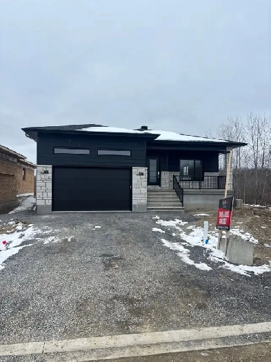 3 BEDROOM FOR RENT IN LIMOGE Image# 1