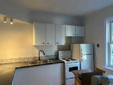 Ottawa Centre Rental Image# 1