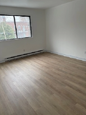 4 1/2 a louer Nouveau Bordeaux Image# 1