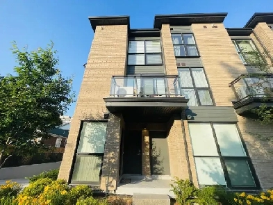 2 Beds 2.5 Baths - Townhouse Image# 1