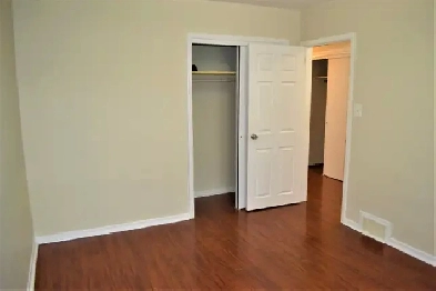 ROOM FOR RENT - SCARBOROUGH - LAWRENCE AND MORNINGSIDE Image# 1