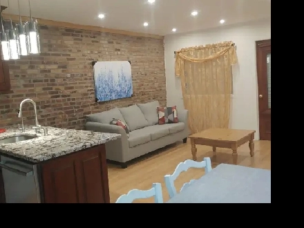 Chambre meublee tout inclus-Berri-Uqam-Fully furnished room Image# 1