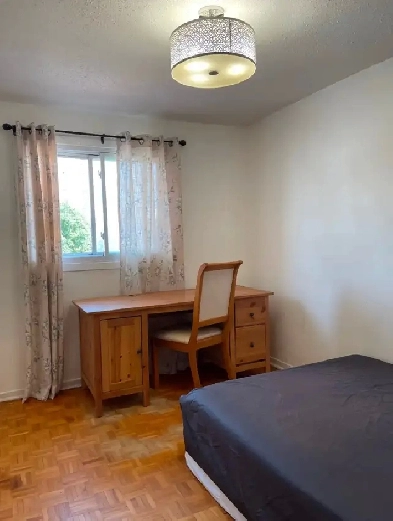 Room for rent $750 near La Cite College and NRC Ottawa Image# 1