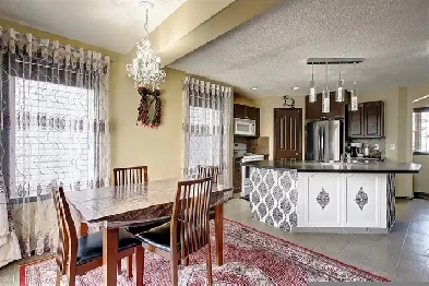 Coventry Hills Legal Main Floor Two Storey for $1650 / 3 BD 1.5 Image# 1