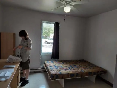 Chambre Résidence du Cegep Marie-Victorin à céder Image# 1