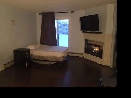 A room is available for rent in Edgemont,NW ,C algary Image# 1