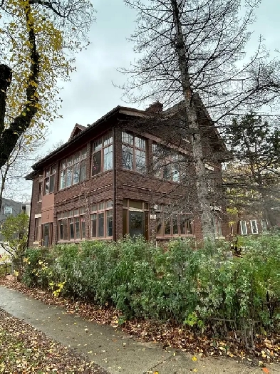 2 Bedroom Apartment for Rent in Little Italy! Image# 1