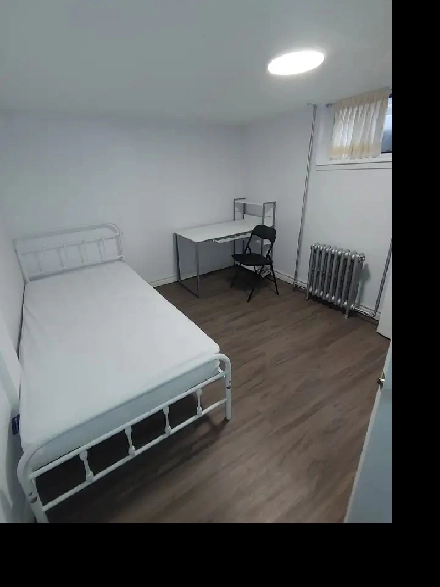 Furnished Basement Bedroom Feb 1, Ossington & Dupont Image# 1