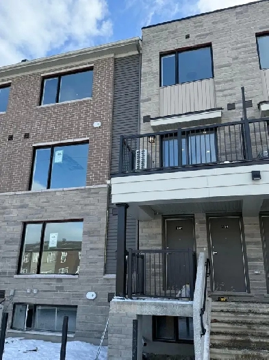 Upper Stacked Home for Rent - Kanata Image# 1