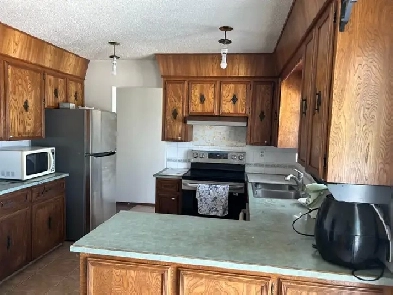 Main floor room for rent close to UoC and Dalhousie Ctrain Image# 1