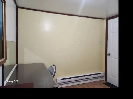 Warden and SheppardRoom for Rent image