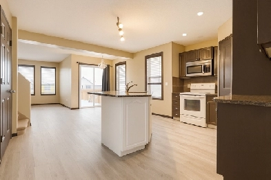 Coventry Hills Legal Main Floor Two Storey for $1650 / 3 BD 1.5 Image# 1