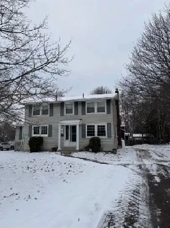 1 Bed 1.5 Bath Student Rental - Charlottetown near UPEI Unit 5 Image# 1