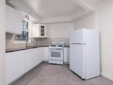 Rénové & Grand 4.5 a NDG/Concordia Loyola Image# 1