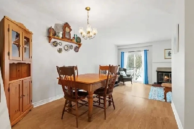 3 bedroom home for sale beside Place d'Orleans & LRT Image# 1
