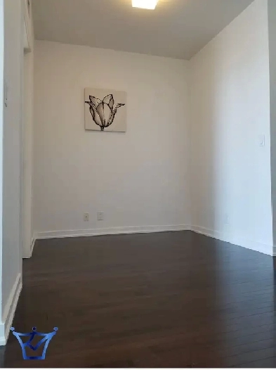 Ice Condo - 1 Bedroom   den with parking and locker included Image# 1