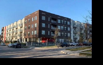 Modern 1 BR with Den in the heart of South Osborne - Stationside Image# 1