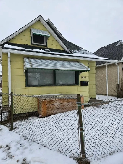 House for rent near red river college Image# 1