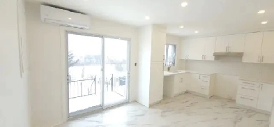 LOGEMENT À LOUER/ APARTMENT FOR RENT - 5 1/2 VILLE ST-LAURENT Image# 1