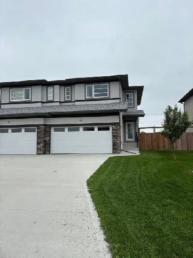 House in Stonewall MB Image# 1