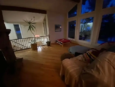 FURNISHED ROOM IN QUIET HAWKWOOD NW HOME Image# 1