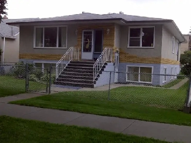 Center of the City! Image# 1