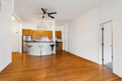 900-sf 2-Bed   Heat/Water/Parking/Locker Incl (1410 2 St SW) Image# 1