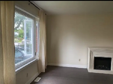 Spacious 3-Bed   AC/Laundry/Parking/Yard Access Incl! (Boem Ave) Image# 1