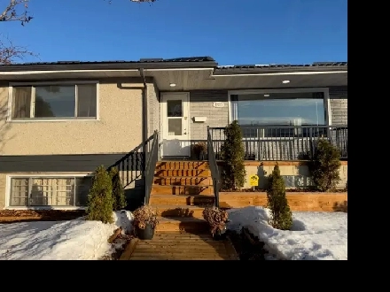 Gorgeous 3 Beds and 1 bath House Image# 1