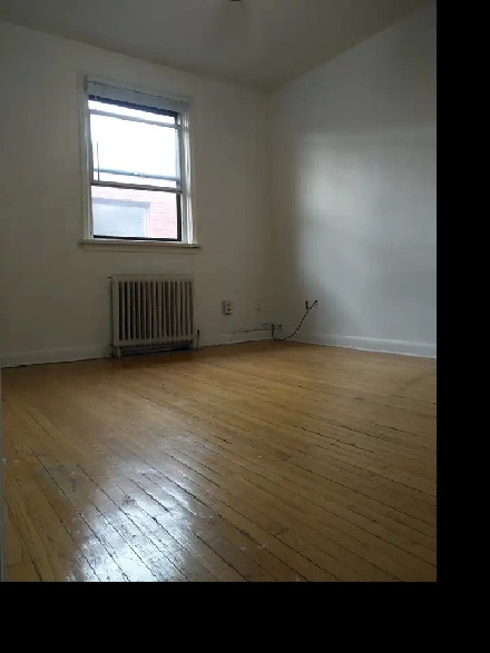 2 Bdrms 1 Bath Apartment Great Location, Don't Miss The Deal Image# 1