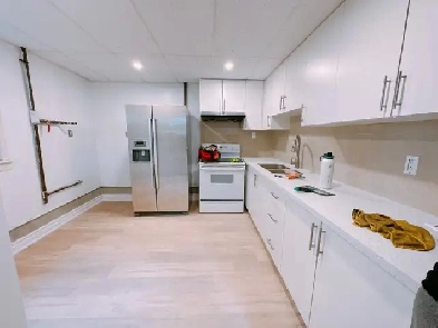 UTSC and Centennial College entire secondary unit for rent Image# 1