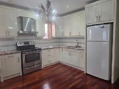 Main floor house Image# 1