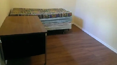 2BR basemen shepp/dufferin, 5 mins walk to subway (bathurst man Image# 1