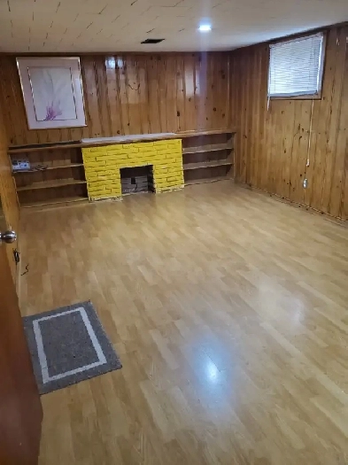 Basement Room for Rent at Bimbrok Scarborough Image# 1