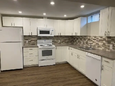 NEW RENOD 2BR Bsmt-new ktchn/bath/flr exclusive fncd yrd/Pet-OK Image# 1